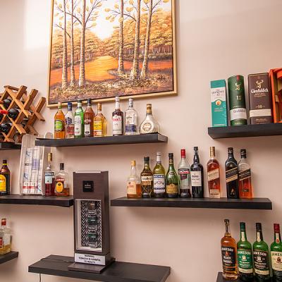 Hotel Bar1